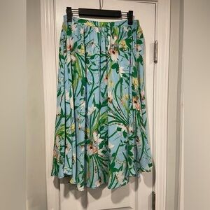 Bobeau Size M Light Blue Floral Elastic Waist Flowy Lined Maxi Skirt